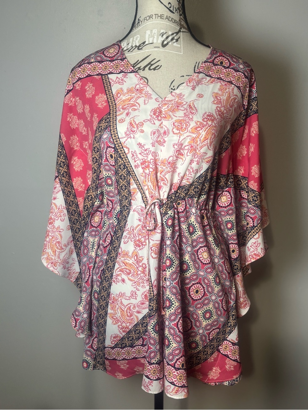 Venus Women’s Romper XSmall Pink Geometric Drawstring Waist Kimono Sleeves - Picture 2 of 7